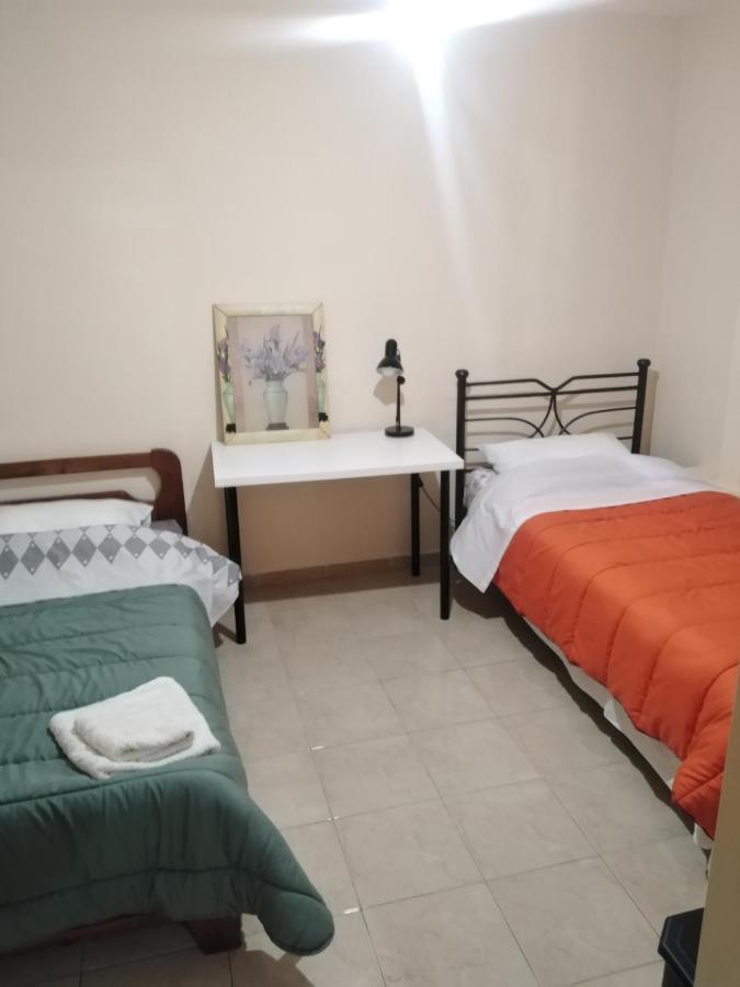 Stavros Apartments Artemida  Esterno foto